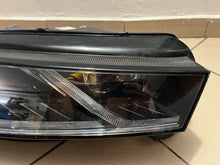 Laden Sie das Bild in den Galerie-Viewer, Frontscheinwerfer Skoda Octavia IV 5E4941016A LED Rechts Scheinwerfer Headlight SCH9601361379mw