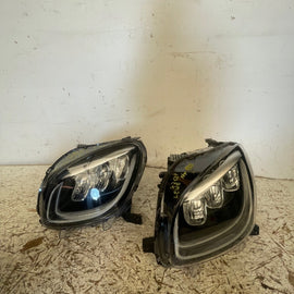 Frontscheinwerfer Smart Fortwo A4539069701 A4539069501260606726R Links Headlight SCH7745013354li