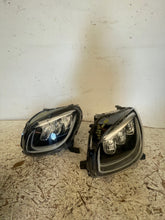 Laden Sie das Bild in den Galerie-Viewer, Frontscheinwerfer Smart Fortwo A4539069701 A4539069501260606726R Links Headlight SCH7745013354li