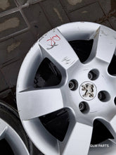 Laden Sie das Bild in den Galerie-Viewer, 4x Alufelge 16 Zoll 7.0" 4x108 29ET Glanz Silber 9685783880 Peugeot 5008 FEL2409956595lf