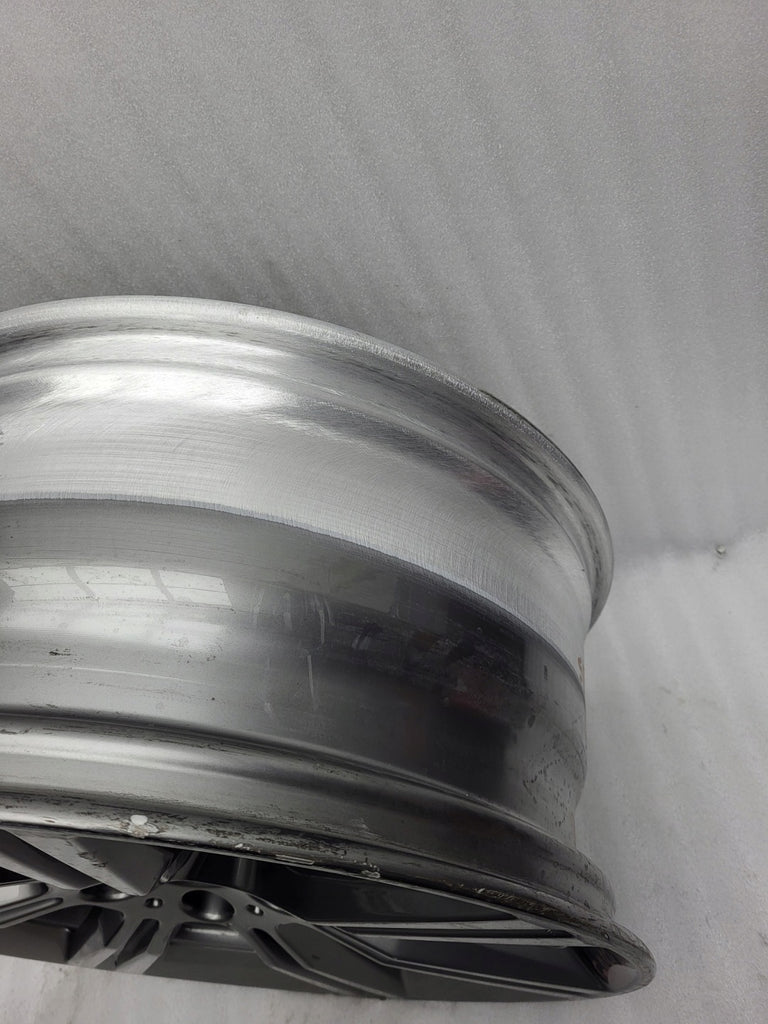1x Alufelge 20 Zoll 9.0" 5x112 35ET Glanz Graphit 6883753 BMW X5 G05 G06 FEL1399381897qd