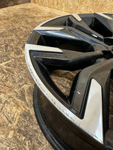 Laden Sie das Bild in den Galerie-Viewer, 1x Alufelge 17 Zoll 4x100 403003526R Renault Clio I V Rim Wheel FEL1688840579nc
