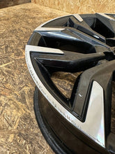Laden Sie das Bild in den Galerie-Viewer, 1x Alufelge 17 Zoll 4x100 403003526R Renault Clio I V Rim Wheel FEL1688840579nc