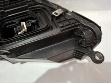Load image into Gallery viewer, Frontscheinwerfer Mercedes-Benz Gle A1679069604 LED Rechts Headlight