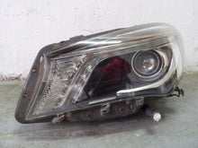 Laden Sie das Bild in den Galerie-Viewer, Frontscheinwerfer Mercedes-Benz Cla C117 A1178201761 Links Headlight SCH2299507829bm