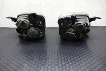 Laden Sie das Bild in den Galerie-Viewer, Frontscheinwerfer Opel Meriva A 13196027 Ein Satz Scheinwerfer Headlight SCH5662401036zw