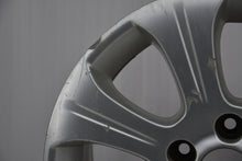 Laden Sie das Bild in den Galerie-Viewer, 1x Alufelge 16 Zoll 7.0&quot; 5x110 39ET Silber Opel Rim Wheel