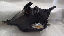 Laden Sie das Bild in den Galerie-Viewer, Frontscheinwerfer Opel Antara 20839669 Xenon Rechts Scheinwerfer Headlight SCH7362965402wd