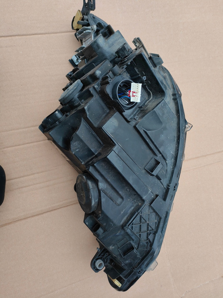 Frontscheinwerfer VW Golf VIII I 5H1941006 90150891 Rechts Headlight SCH3682499683ha