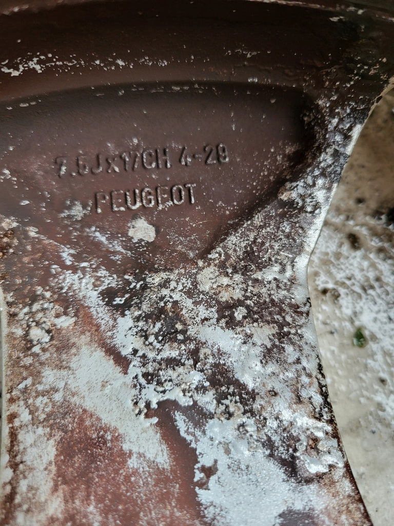 1x Alufelge 17 Zoll 7.5" 4x108 29ET Glanz Silber 9673738677 Peugeot 3008