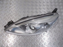 Load image into Gallery viewer, Frontscheinwerfer Mazda Premacy C513-51040 Links Scheinwerfer Headlight