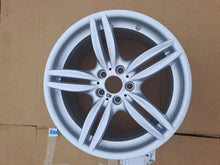 Load image into Gallery viewer, 1x Alufelge 19 Zoll 7842652 BMW 5 F11 F10 Rim Wheel FEL8101591160hs