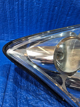 Laden Sie das Bild in den Galerie-Viewer, Frontscheinwerfer Mercedes-Benz Viano W639 Vito A6398201961 Rechts Headlight