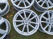 Laden Sie das Bild in den Galerie-Viewer, 4x Alufelge 17 Zoll 7.5" 5x112 30ET Glanz Silber 6883520 BMW G01 G02 Rim Wheel FEL5390766835ox