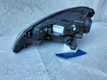 Laden Sie das Bild in den Galerie-Viewer, Frontscheinwerfer Seat I 1SL941016F Rechts Scheinwerfer Headlight