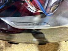Laden Sie das Bild in den Galerie-Viewer, Frontscheinwerfer Mercedes-Benz Gle W166 A1669061603 Rechts Headlight