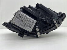 Laden Sie das Bild in den Galerie-Viewer, Frontscheinwerfer Mercedes-Benz W246 A2469066901 Full LED Links Headlight SCH2677952414yc