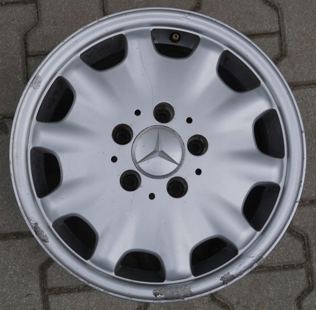 4x Alufelge 15 Zoll 7.0" 5x112 37ET Silber Mercedes-Benz Rim Wheel