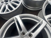 Load image into Gallery viewer, 1x Alufelge 18 Zoll 8.0&quot; 5x112 47ET Glanz Silber 8K0071498 Audi B8 Rim Wheel