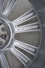Load image into Gallery viewer, 1x Alufelge 19 Zoll 8.0" 5x108 45ET Glanz Silber GX631007HB Jaguar Rim Wheel FEL3999403379my