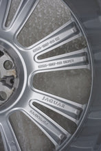 Laden Sie das Bild in den Galerie-Viewer, 1x Alufelge 19 Zoll 8.0" 5x108 45ET Glanz Silber GX631007HB Jaguar Rim Wheel FEL3999403379my
