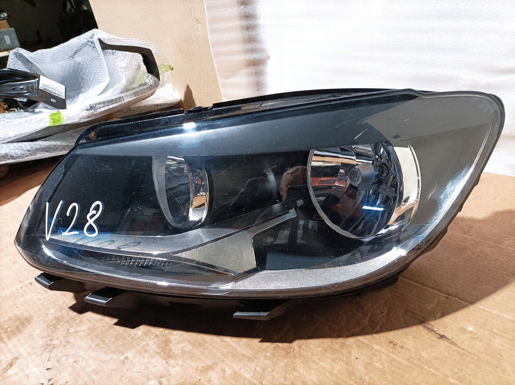 Frontscheinwerfer VW Touran 1T1941005G Halogen Links Scheinwerfer Headlight