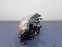 Laden Sie das Bild in den Galerie-Viewer, Frontscheinwerfer Mitsubishi Lancer VIII I 990051- P6119L Links Headlight SCH9574650889jc