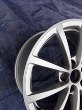 Laden Sie das Bild in den Galerie-Viewer, 1x Alufelge 17 Zoll 7.5" 5x112 36ET 4K0601025 Audi A6 C8 Rim Wheel FEL7117774160lu