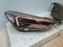 Load image into Gallery viewer, Frontscheinwerfer Hyundai Tucson 92012-D7700 Full LED Ein Satz Headlight SCH7558218194bq