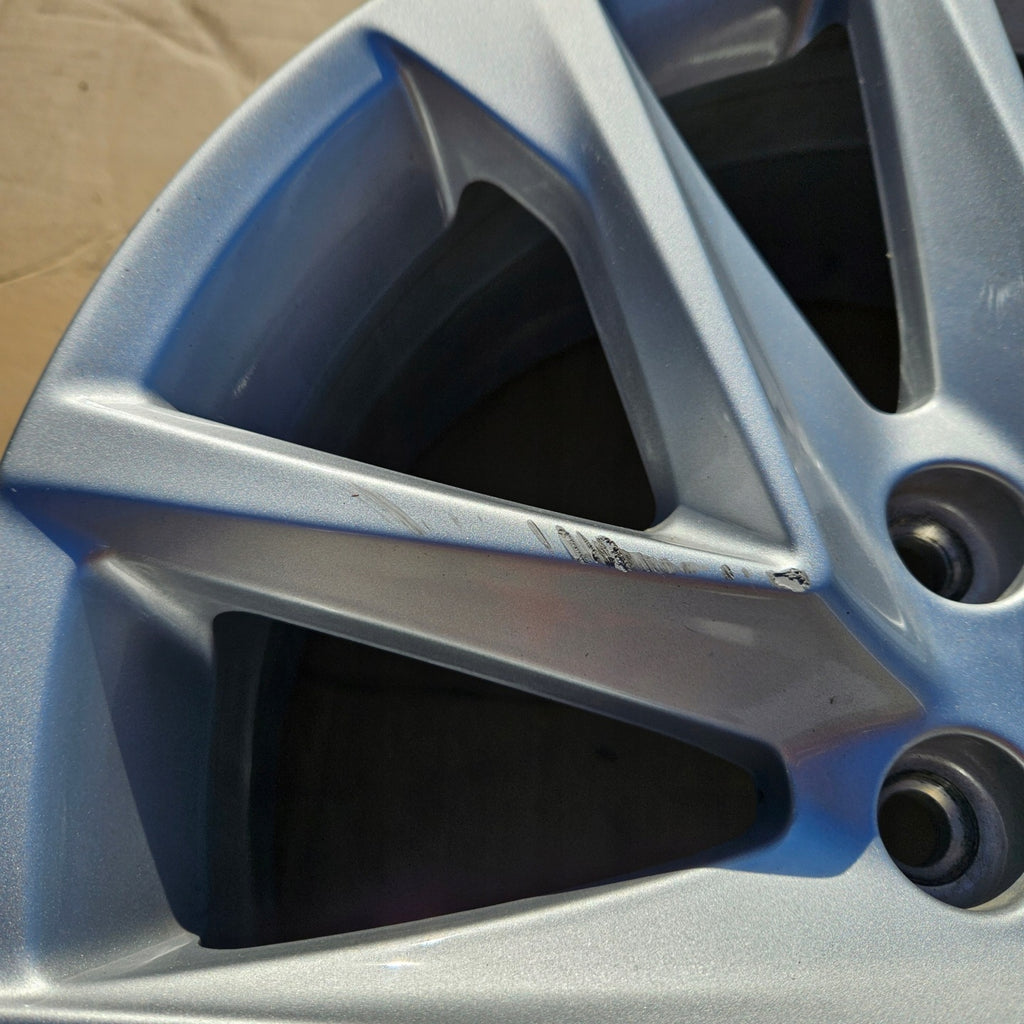 1x Alufelge 17 Zoll 7.0" 5x100 51ET Glanz Silber 6F0601025P Seat I Ibiza V FEL3571865715dx
