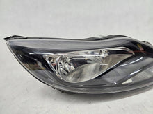 Laden Sie das Bild in den Galerie-Viewer, Frontscheinwerfer Ford Focus III BM51-13W029-CF Rechts Scheinwerfer Headlight SCH1466444064cm