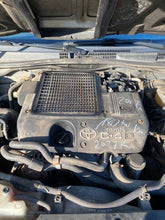 Load image into Gallery viewer, Motor Toyota Land Cruiser 220TKm Diesel Engine Komplett MOT2108237741qq