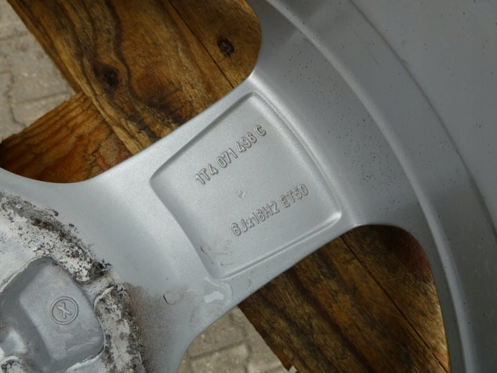 1x Alufelge 16 Zoll 6.0" 5x112 50ET Glanz Silber 1T4071496 VW Rim Wheel FEL2003265769fw