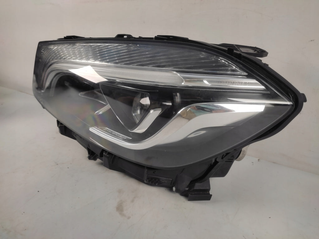 Frontscheinwerfer Mercedes-Benz W176 A1768206061 LED Rechts oder Links SCH4039369197sf