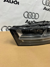 Load image into Gallery viewer, Frontscheinwerfer Audi Q7 4M0941035 Links Scheinwerfer Headlight