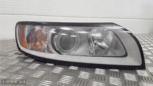 Laden Sie das Bild in den Galerie-Viewer, Frontscheinwerfer Volvo V50 30763034 Rechts Scheinwerfer Headlight SCH8415666296qh