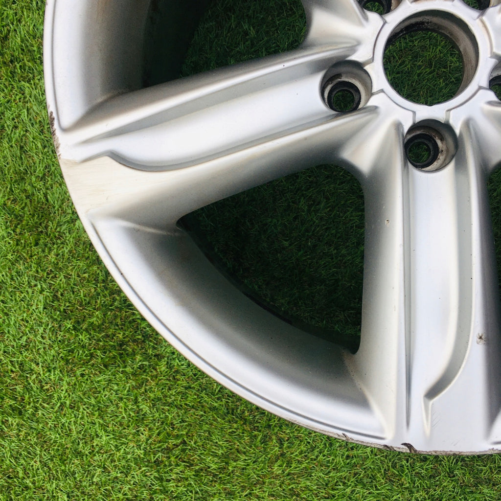 1x Alufelge 18 Zoll 9.0" 5x112 52ET Glanz Silber 8J0601025 Audi Tt Rim Wheel FEL1103873294lz