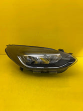 Laden Sie das Bild in den Galerie-Viewer, Frontscheinwerfer Ford Fiesta I N1BB-13E014-CG N1BB-13E014- LED Rechts Headlight SCH1226194964fk