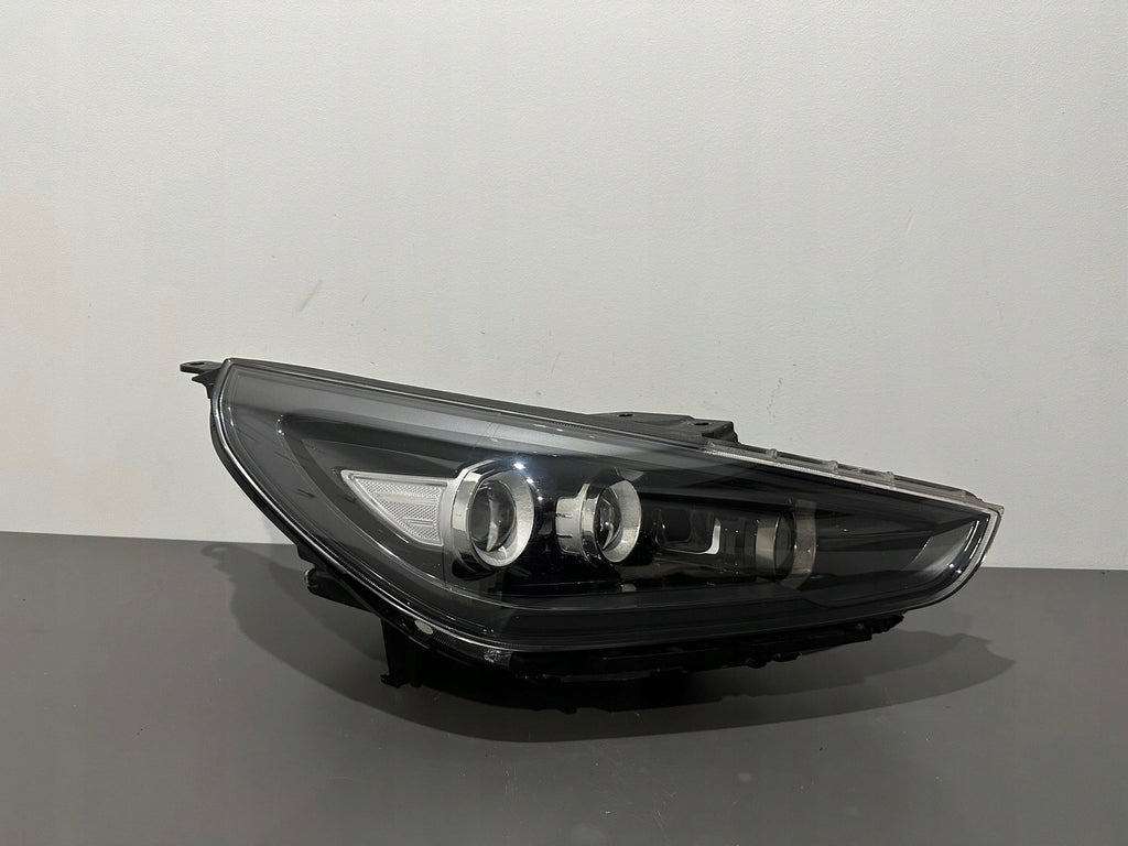 Frontscheinwerfer Hyundai I30 III G4921-21060 Full LED Rechts Headlight SCH2302173206oi