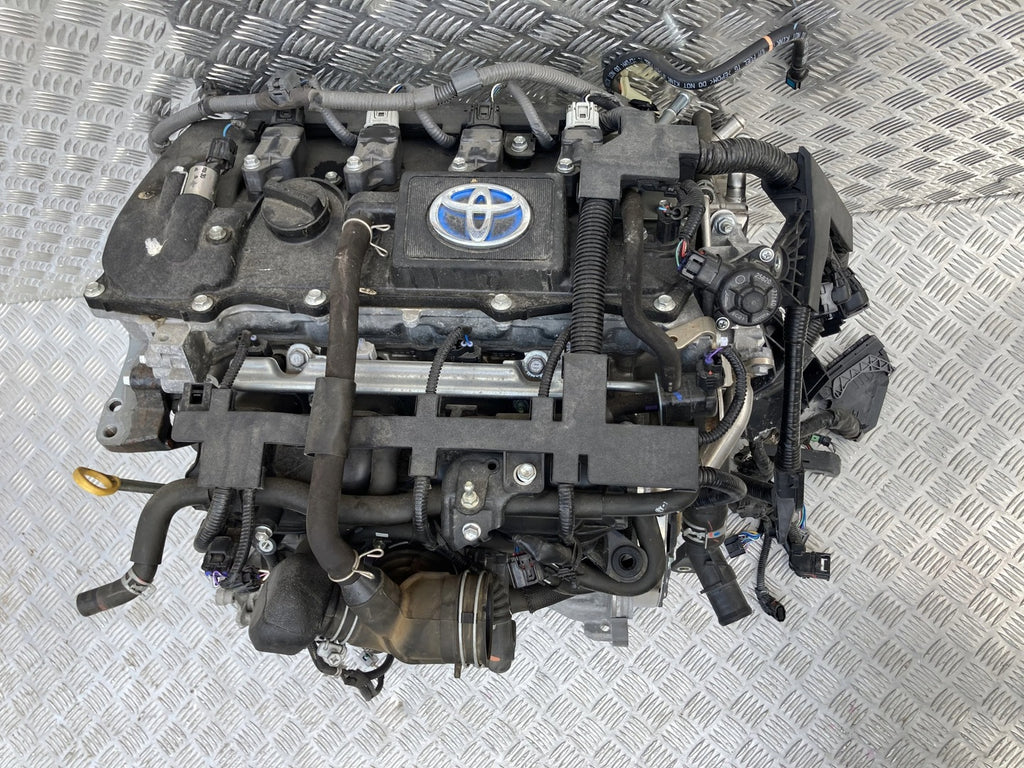 Motor Toyota C-Hr 2ZR-FXE 1.8 52TKm 2018 Hybrid Engine Komplett
