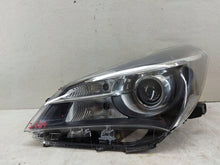 Laden Sie das Bild in den Galerie-Viewer, Frontscheinwerfer Toyota Yaris KOL15188 Links Scheinwerfer Headlight SCH4940164405qq