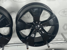 Laden Sie das Bild in den Galerie-Viewer, 4x Alufelge 18 Zoll 7.5" 5x108 50 5ET Glanz Silber 31471553 Volvo Xc60 I FEL5513497242uo