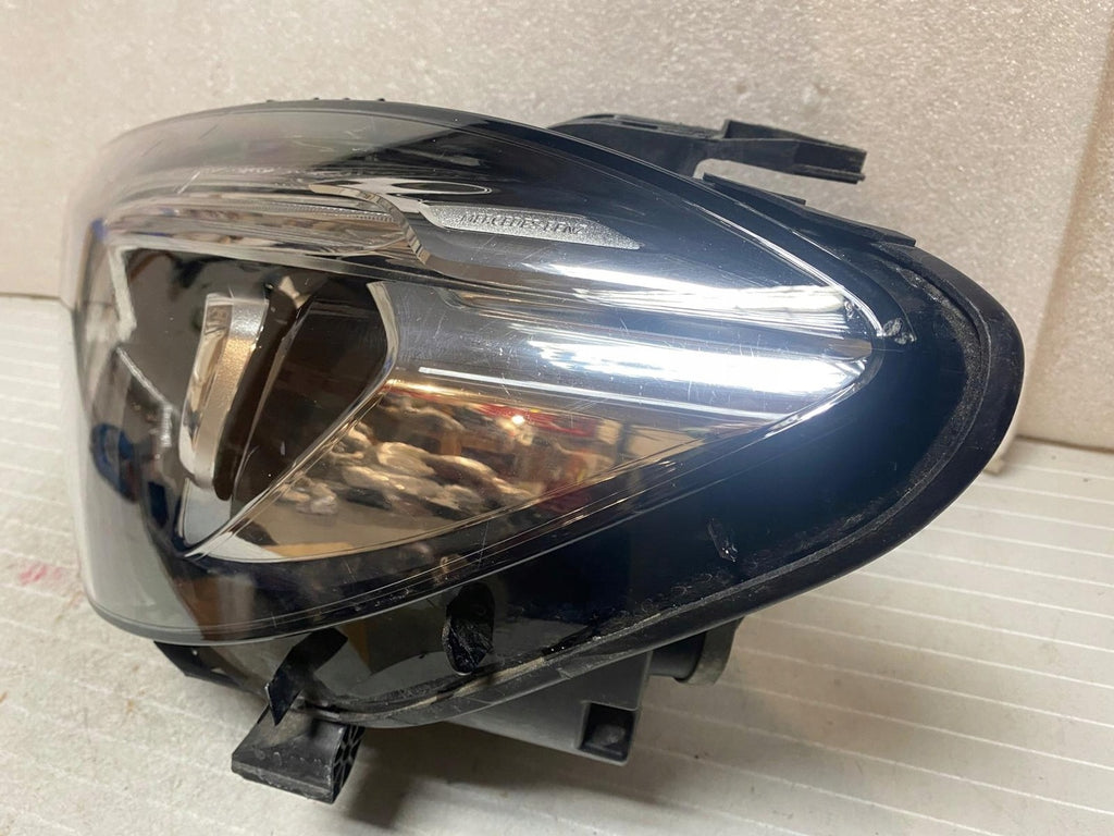 Frontscheinwerfer Mercedes-Benz Cla A1178206761 Full LED FALSE Headlight SCH4136933078mp