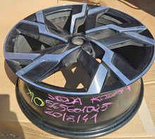 Laden Sie das Bild in den Galerie-Viewer, 1x Alufelge 20 Zoll 8.0" 5x112 41ET Glanz Schwarz 565601025AN Skoda Kodiaq FEL1310604210tw