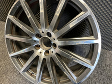 Load image into Gallery viewer, 1x Alufelge 20 Zoll 8.0" 5x112 48ET A2474011600 Mercedes-Benz Glb Gla Amg FEL5794916400ro