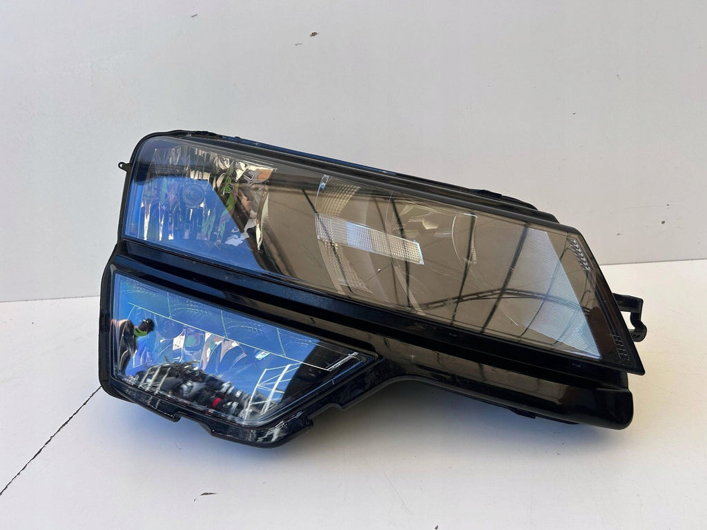 Frontscheinwerfer Skoda Karoq 57B941016A Rechts Scheinwerfer Headlight SCH6102265745mo