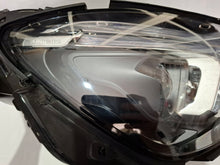 Load image into Gallery viewer, Frontscheinwerfer Mercedes-Benz Gle A1679069604 LED Rechts Headlight