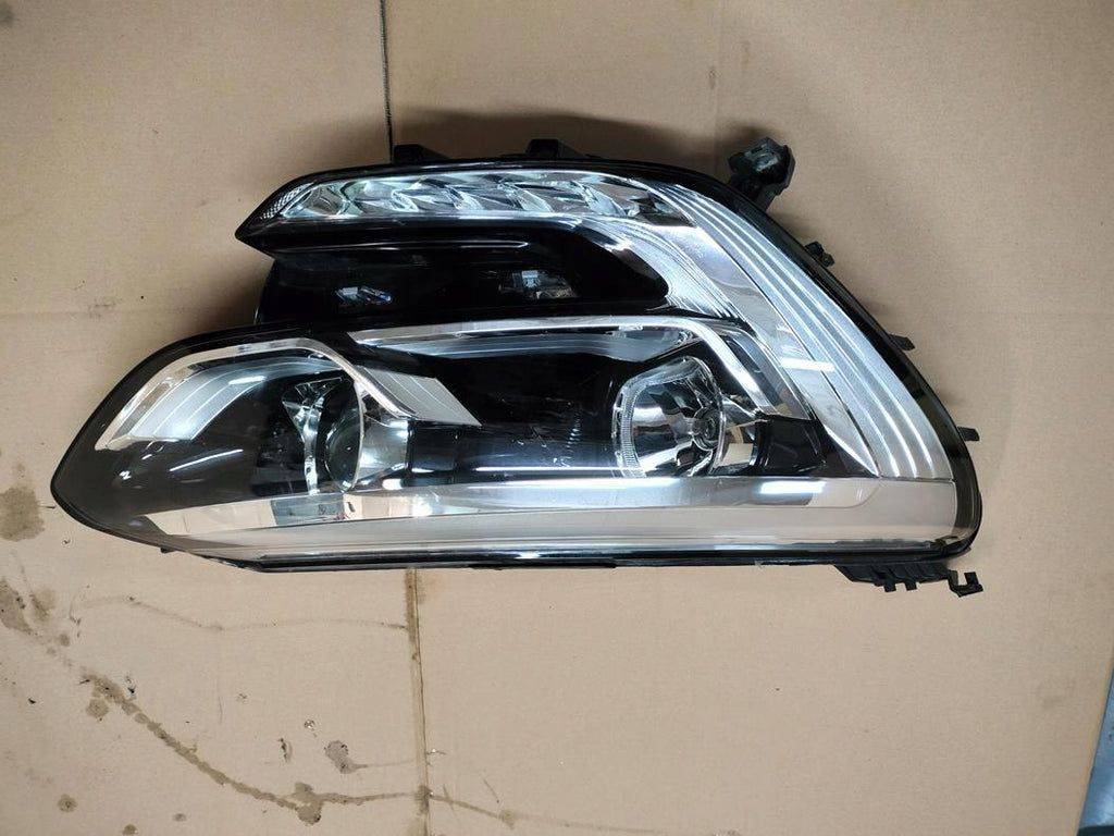 Frontscheinwerfer Renault Megane 260102555R Rechts Scheinwerfer Headlight