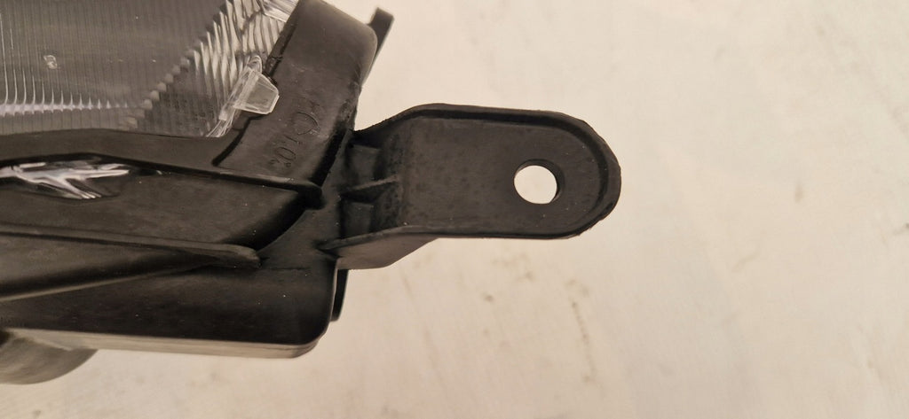 Frontscheinwerfer Toyota 4 Yaris LED Rechts Scheinwerfer Headlight