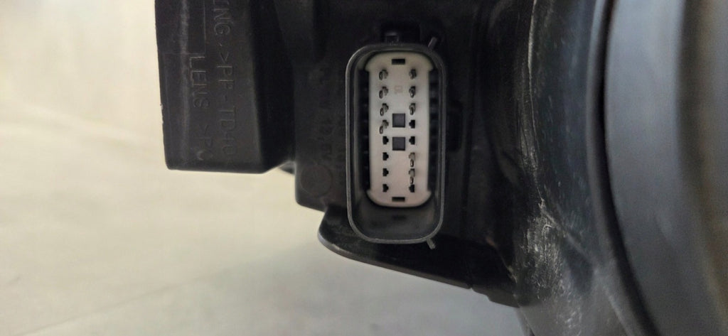 Frontscheinwerfer Ford Kuga GV41-13D155-EF Xenon Links Scheinwerfer Headlight SCH2048939805at